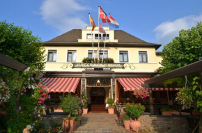 Гостиница Hotel Unter den Linden  Рюдесхайм-На-Рейне